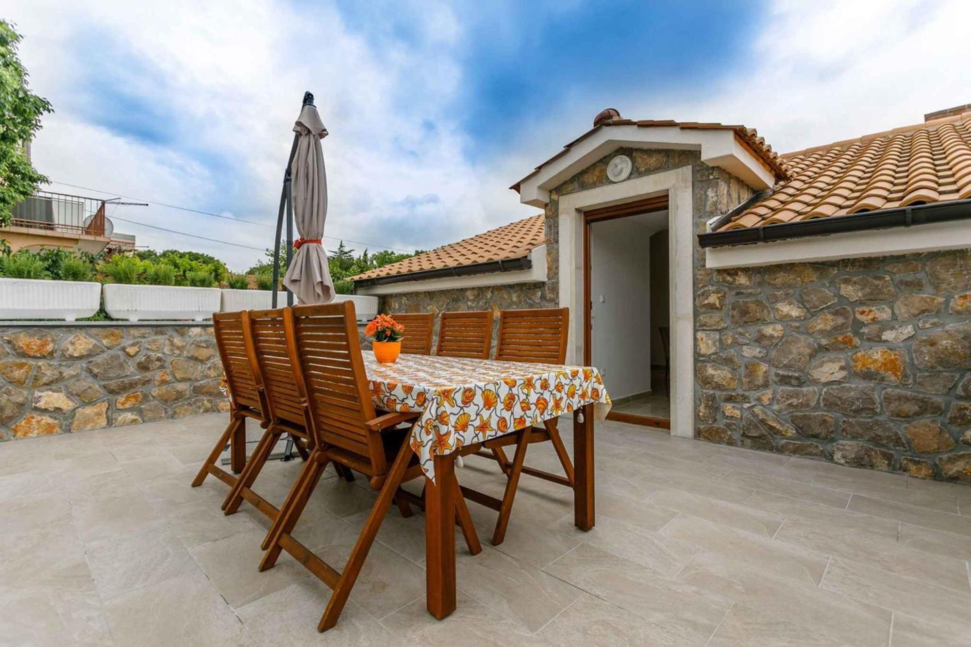 Apartment In Malinska/Insel Krk 38057 Eksteriør bilde
