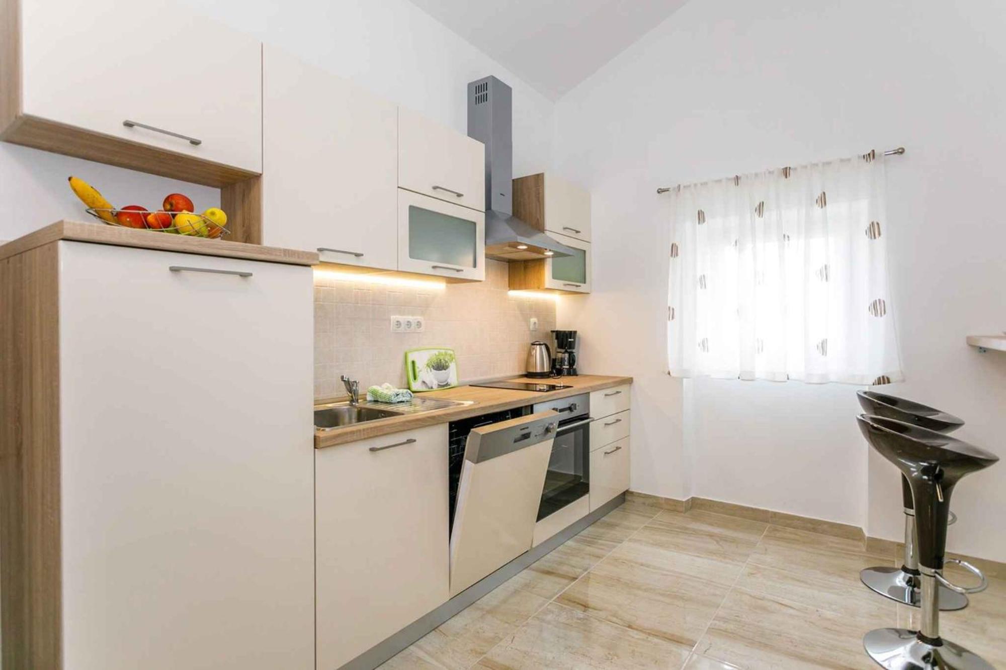 Apartment In Malinska/Insel Krk 38057 Eksteriør bilde