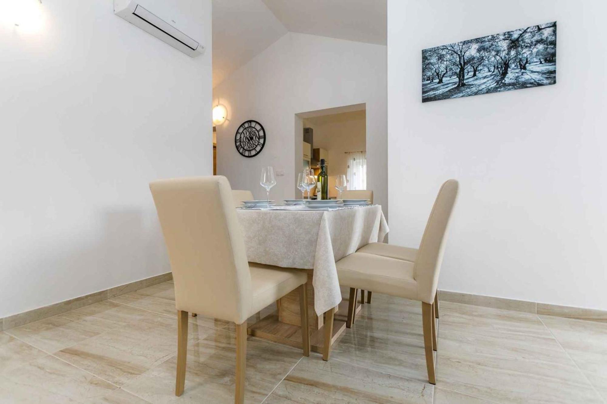 Apartment In Malinska/Insel Krk 38057 Eksteriør bilde